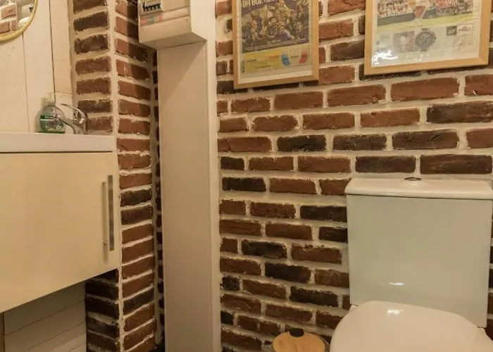 Le Du Besson Nyaraló Cassagne